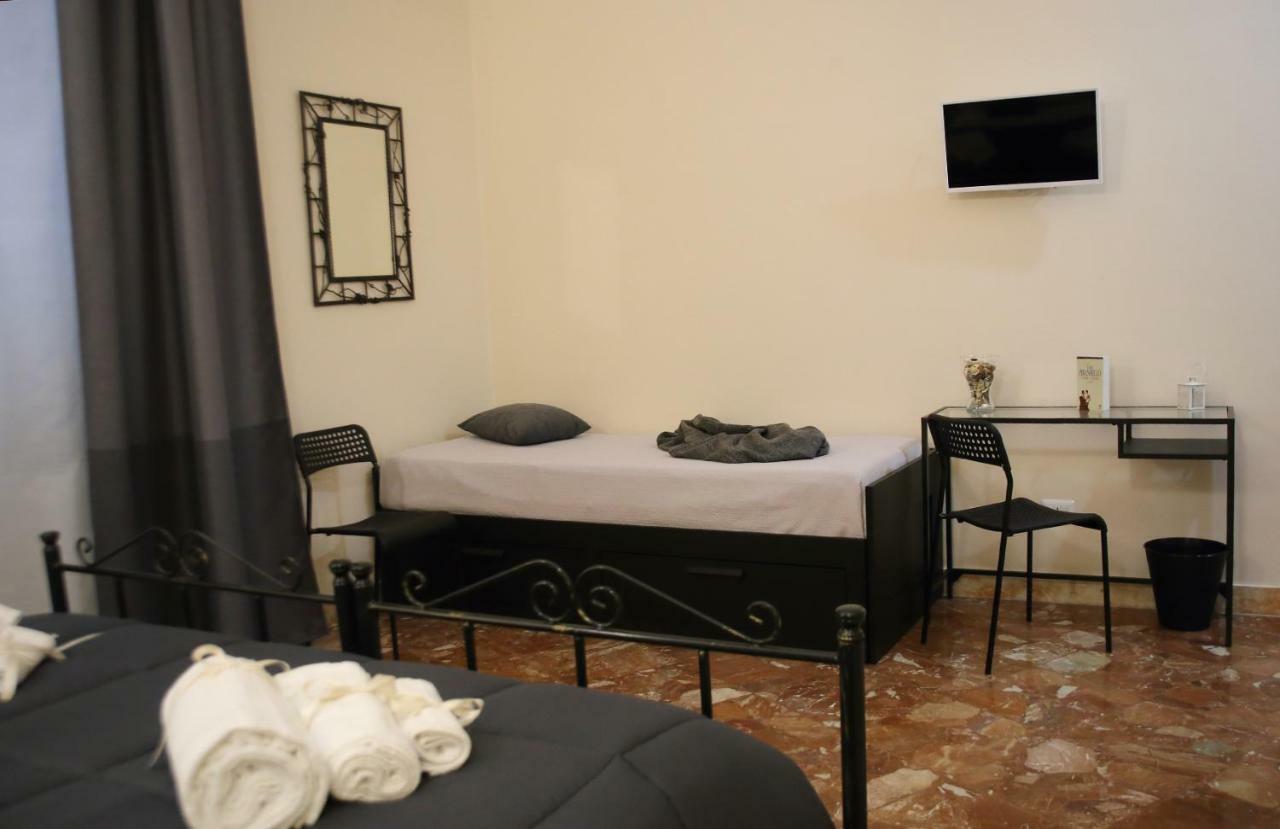 Mantegna Rooms Palermo Exteriör bild